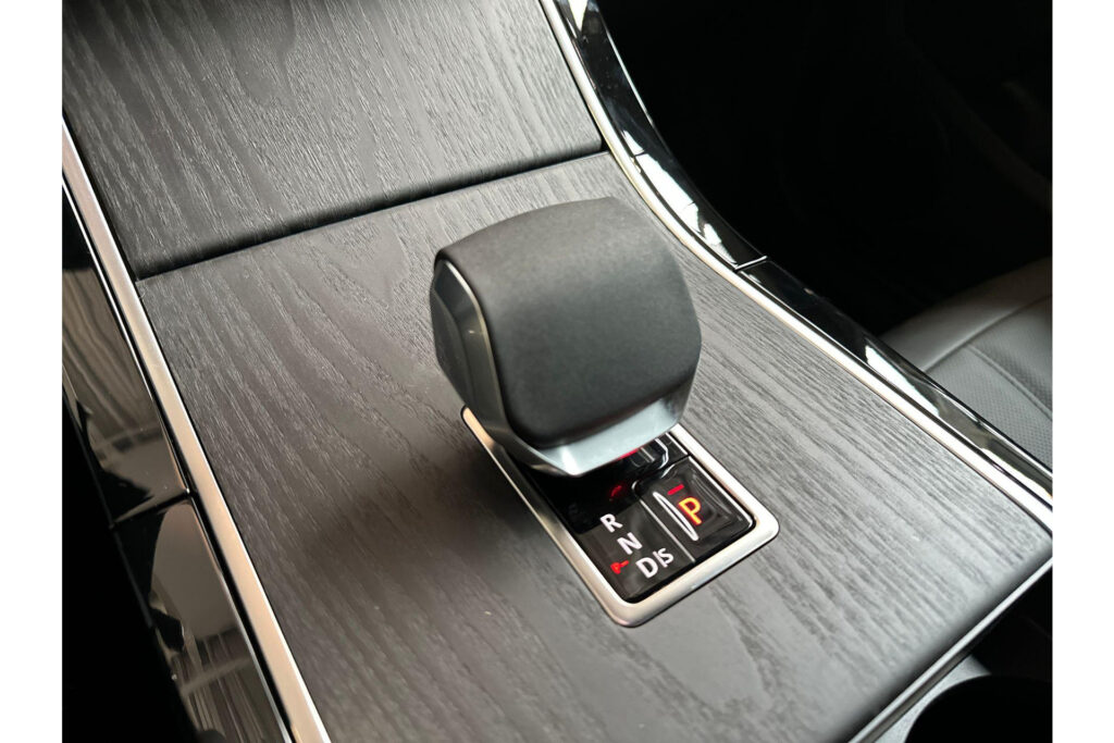 Land Rover Range Rover Evoque P270e AWD Dynamic SE, foto 16 van 24