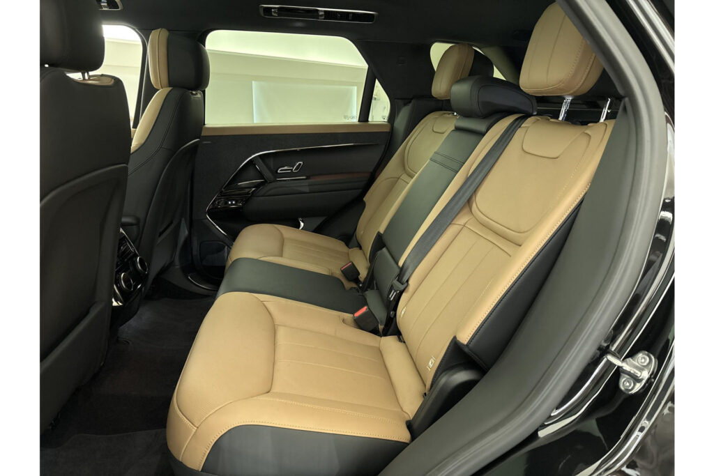 Land Rover Range Rover Sport P460e Dynamic SE, foto 18 van 43