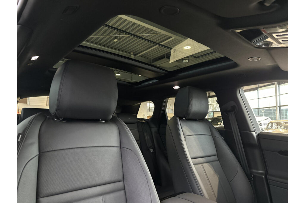 Land Rover Range Rover Evoque P270e Dynamic SE, foto 14 van 31