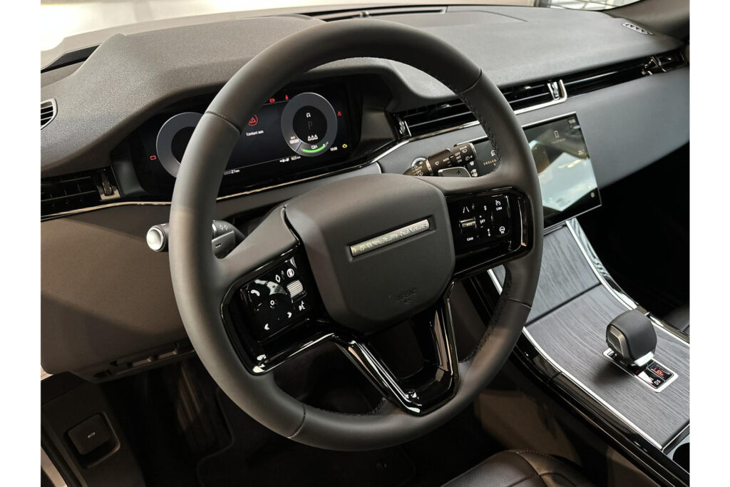 Land Rover Range Rover Evoque P270e Dynamic SE, foto 17 van 31