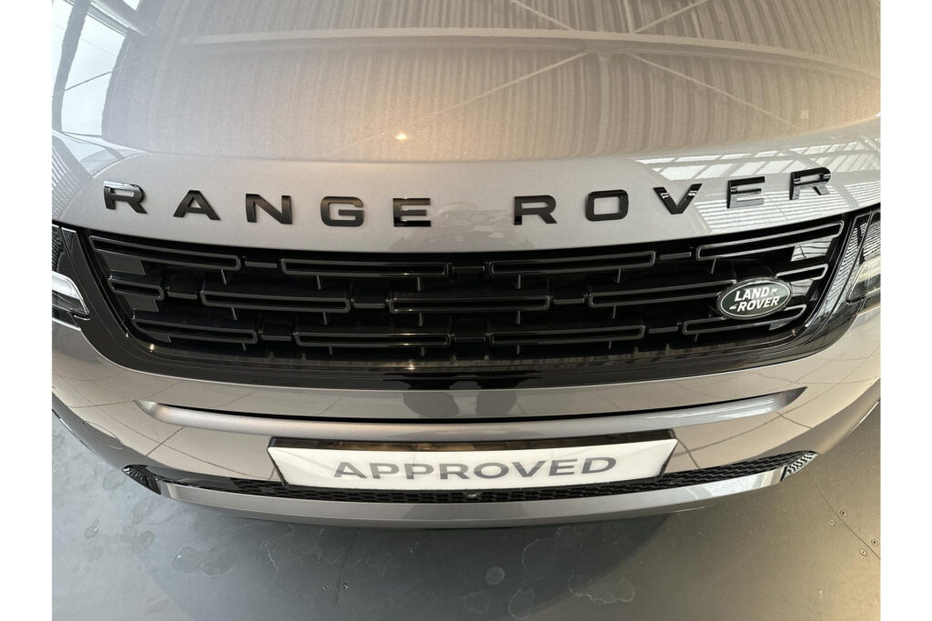 Land Rover Range Rover Evoque P270e Dynamic SE, foto 24 van 31