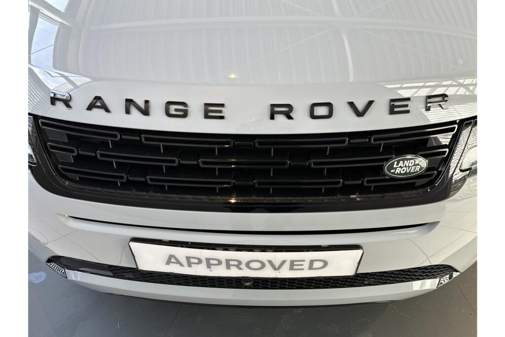 Land Rover Range Rover Evoque P270e Dynamic SE, foto 24 van 31