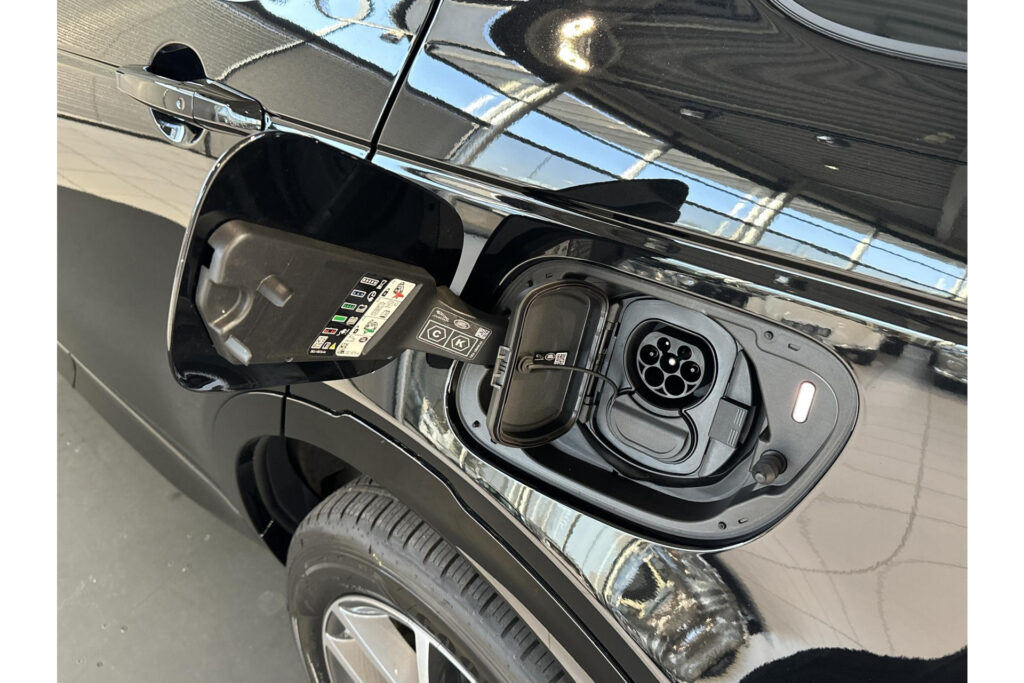 Land Rover Discovery Sport P270e S BUSS. Edition -PANO.DAK, foto 22 van 25