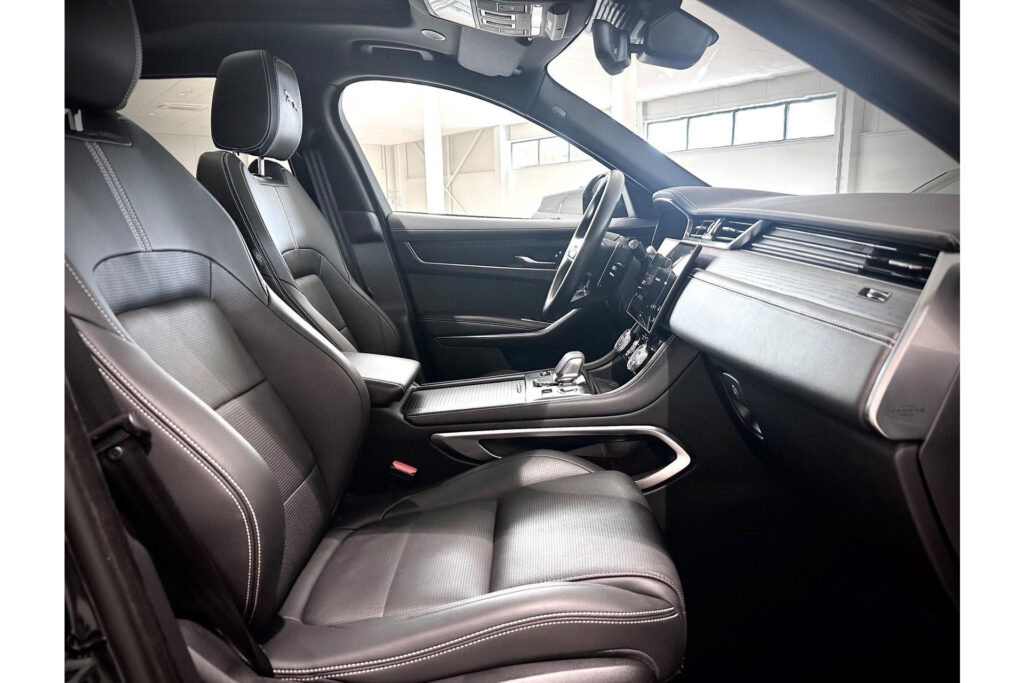 Jaguar F-PACE P400e R-Dynamic Black, foto 5 van 39