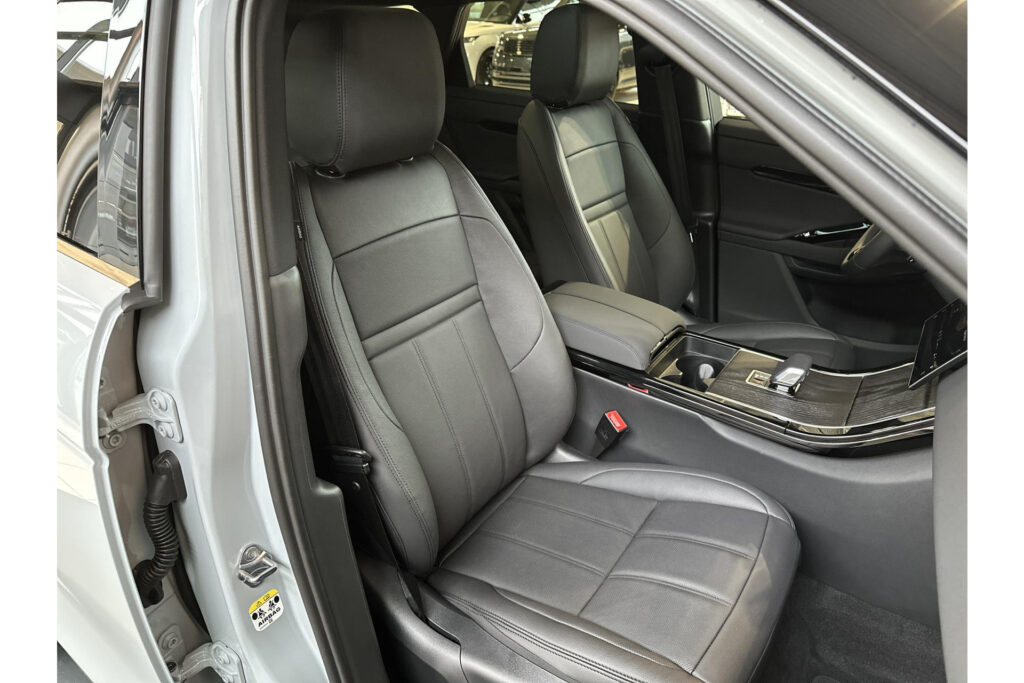 Land Rover Range Rover Evoque P270e Dynamic SE, foto 10 van 24