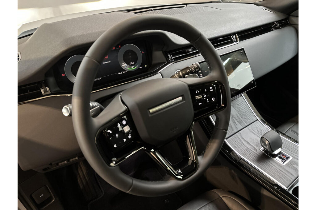 Land Rover Range Rover Evoque P270e Dynamic SE, foto 17 van 24