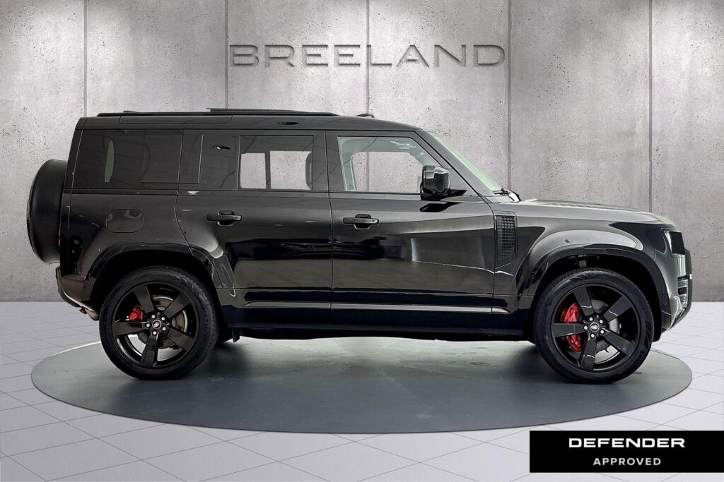 Land Rover Defender 110 P300e X-Dynamic HSE, foto 15 van 38