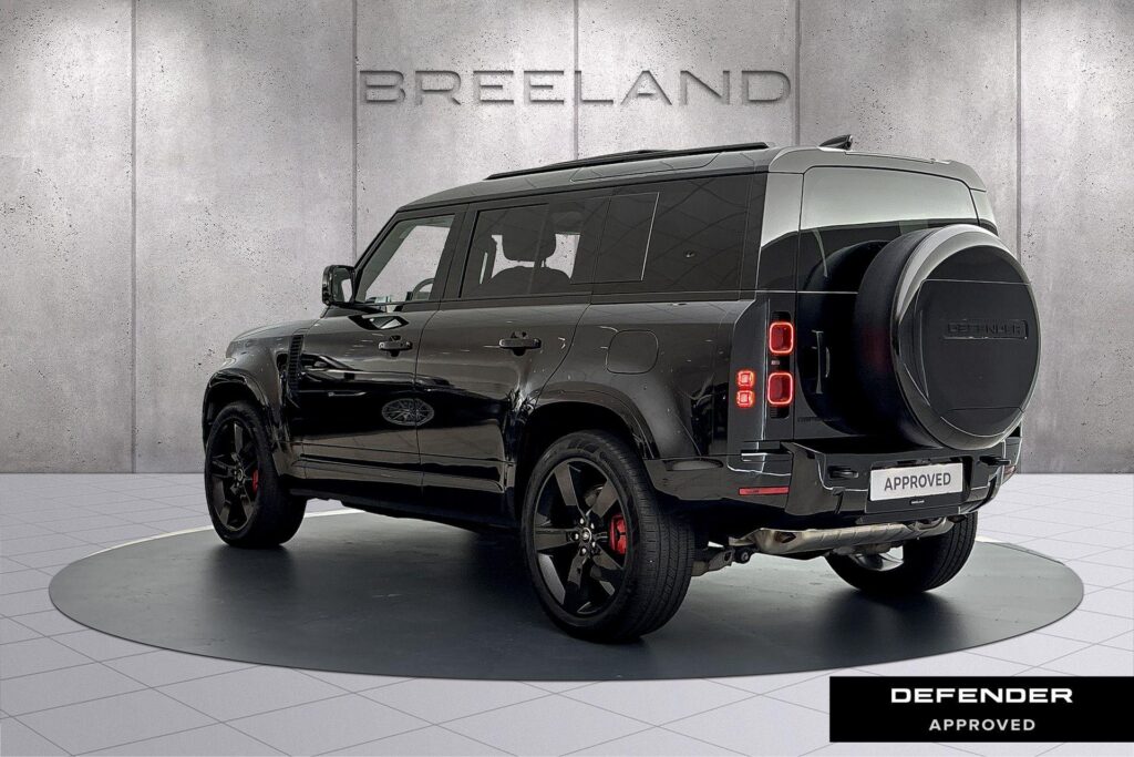 Land Rover Defender 110 P300e X-Dynamic HSE, foto 3 van 38