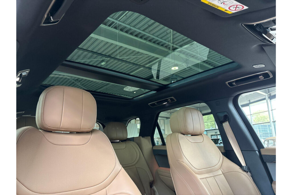 Land Rover Range Rover Sport 3.0 P460e SE, foto 13 van 23